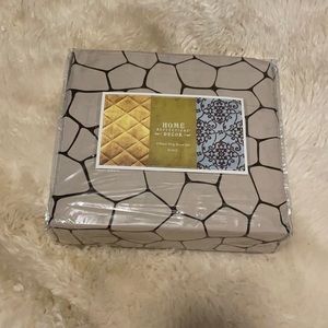 Home Reflections Sheet Set